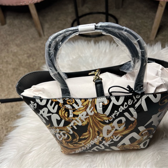 Brand new with tags Versace Jeans Couture
Black Mini Reversible Tote - Picture 4 of 6